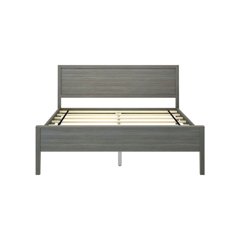 Letto matrimoniale con testiera a pannelli