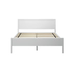 Letto matrimoniale con testiera a pannelli