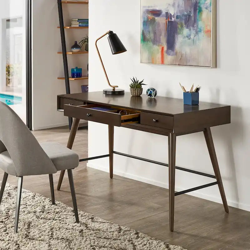 Scrivania in legno a 3 cassetti