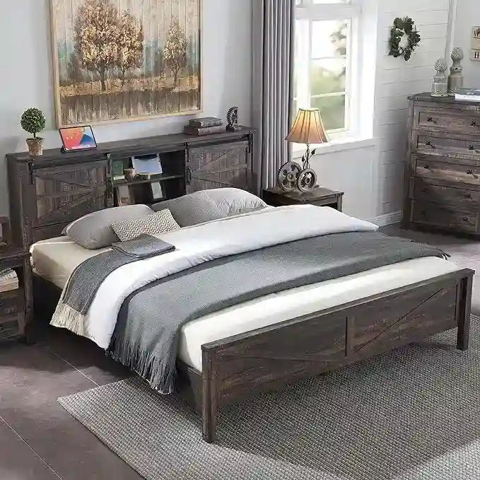 Struttura letto king size in stile rustico con mensole portaoggetti e stazione di ricarica
