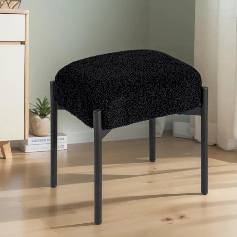 Sgabello rotondo in pelliccia sintetica Teddy per toeletta, pouf poggiapiedi