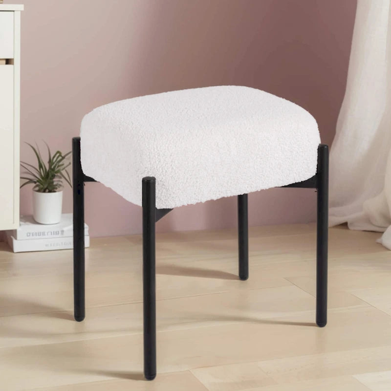 Sgabello rotondo in pelliccia sintetica Teddy per toeletta, pouf poggiapiedi
