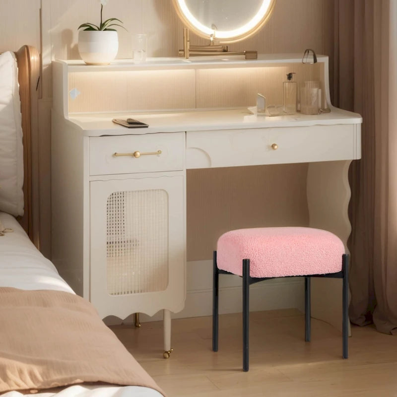 Sgabello rotondo in pelliccia sintetica Teddy per toeletta, pouf poggiapiedi
