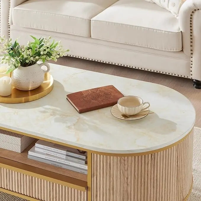 Tavolino da salotto moderno di lusso con scanalature, tavolino con piano in finto marmo