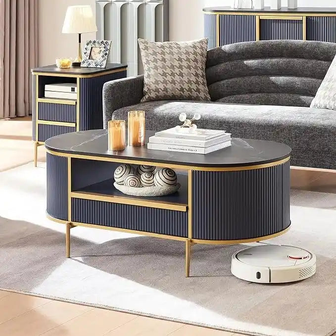 Tavolino da salotto moderno di lusso con scanalature, tavolino con piano in finto marmo